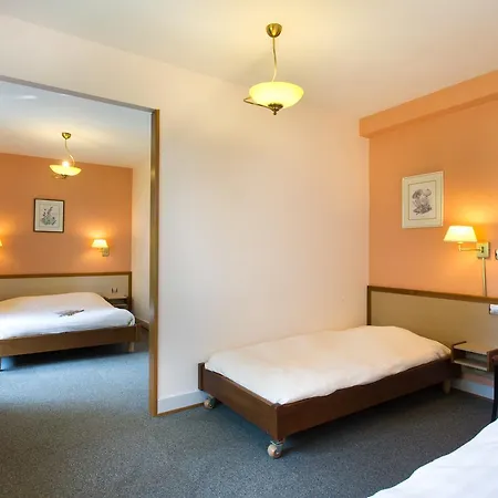 Aqua-viva Hotel 2*